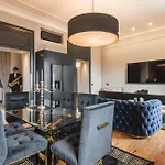 Apartamento Mega Royal Roma